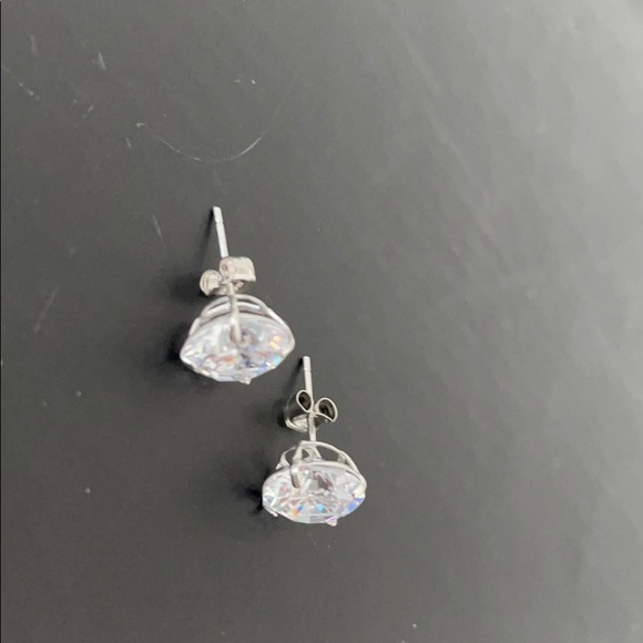 FOREVER 14KWHITE GOLD CUBIC ZIRCONIA EARRINGS NIB - Picture 14 of 16